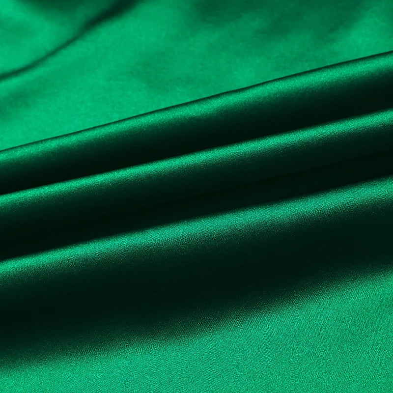 Natural Mulberry Stretch Satin (90% Silk+10% Spandex)16 19m/m Thick 42.5" ( 108cm)  55" (140cm) Width Deep Green Silk Fabric