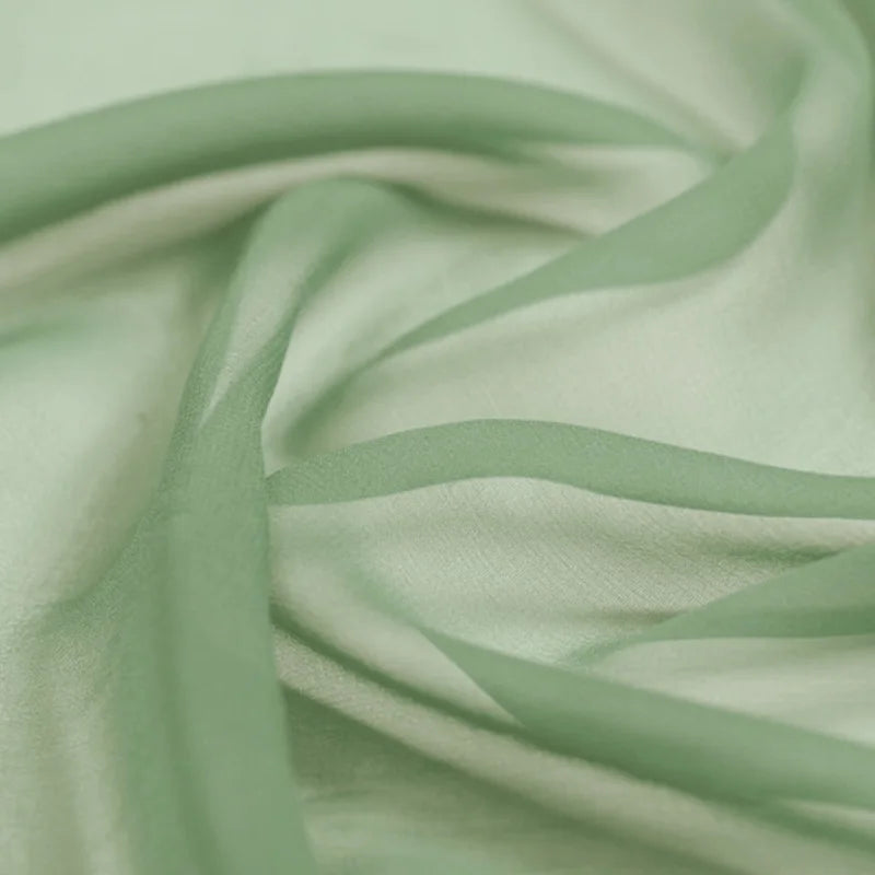 100% Silk Natural Pure Mulberry 8mm 45"( 114cm ) Soft Pea Green GGT Sexy Summer Elegant Women Silk Georgette DIY Clothing Fabric