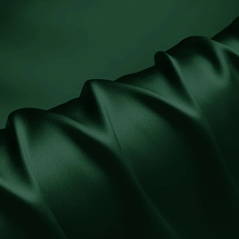 100% silk fabric 16 19 22 30 40m/m thick 45"( 114cm ) width galapagos green pure charmeuse fabric for luxury bedding satin cloth