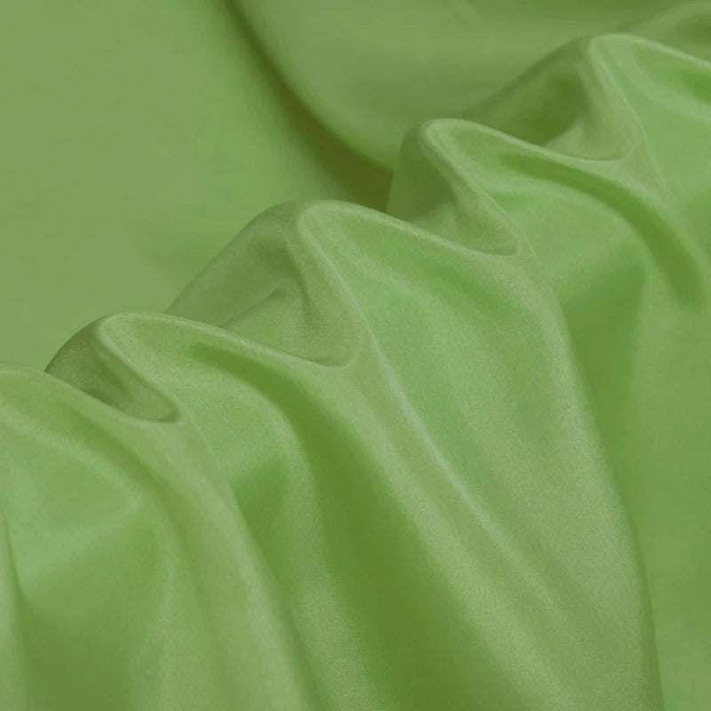 100% Pure Silk Natural Mulberry 8m/m 6A grade 45"( 114cm )Width Grass Green Lady Custom Dress Uniform Lining Habotai Silk Fabric