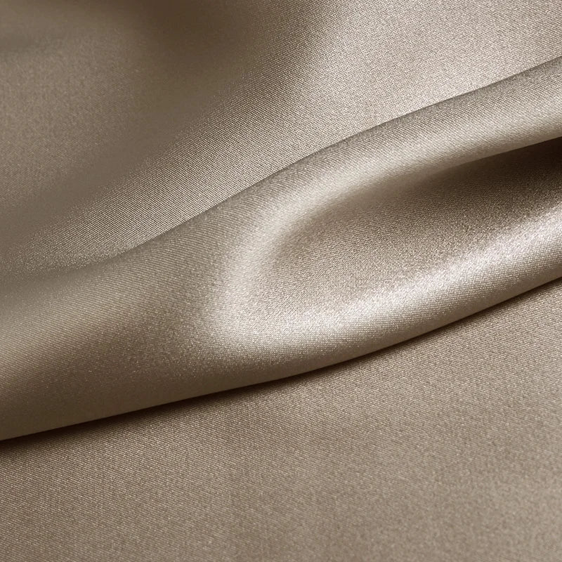 100% luxury mulberry silk 16 19 22mm 45"( 114cm ) width fashion camel color soft breathable charmeuse DIY handmade silk fabric