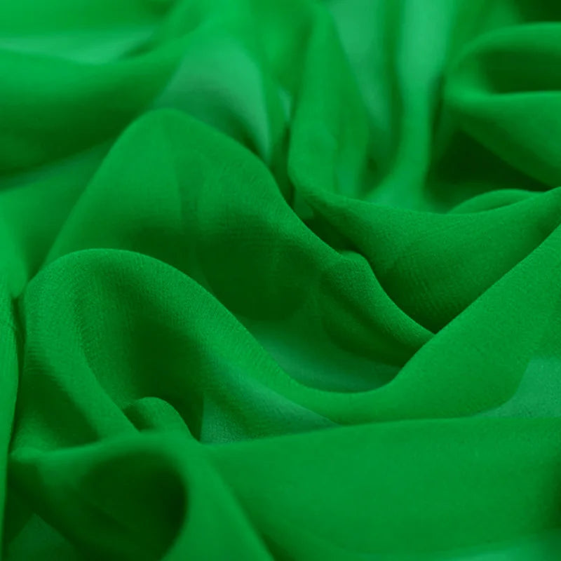 100% Silk Natural Pure Mulberry 8mm 45"( 114cm ) Emerald-green GGT Sexy Summer Elegant Women Silk Georgette DIY Clothing Fabric