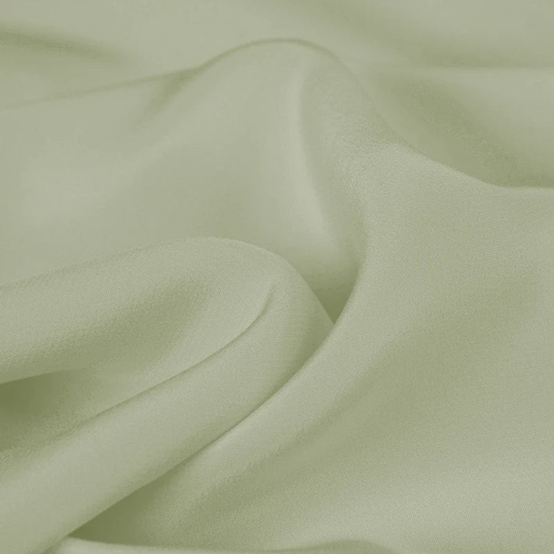 100% Silk Crepe de Chine Natural Pure Mulberry 12 14 16 30mm 45"( 114cm ) 55" (140cm) width Pea Green Lady DIY Cloth Silk Fabric